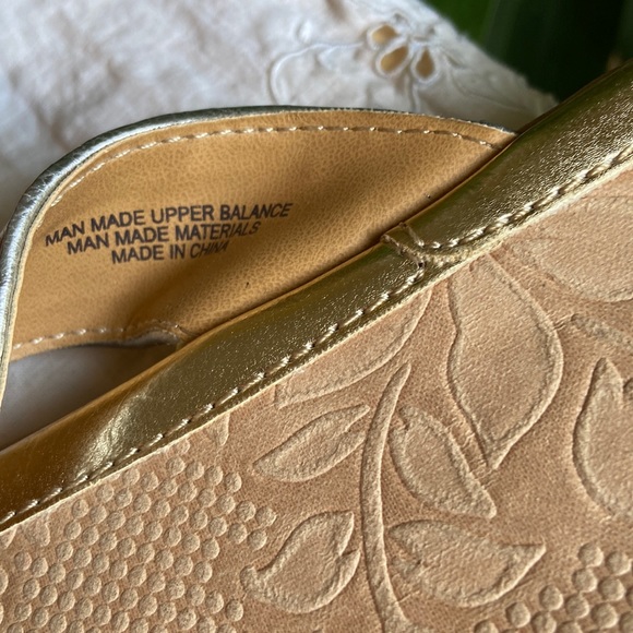 Born Concepts Metallic Gold & Silver Flip Flops - Picture 7 of 11